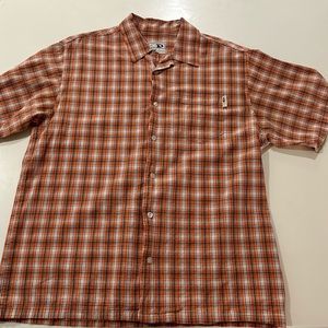 Good Vibes Vintage Men’s short sleeve button down shirt. Size XL